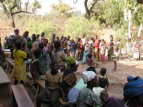 nɩpɛ donduo, bɩɛ nɩpɩɛ bʋ wa bǐŋǐnse za - du monde a Ouo